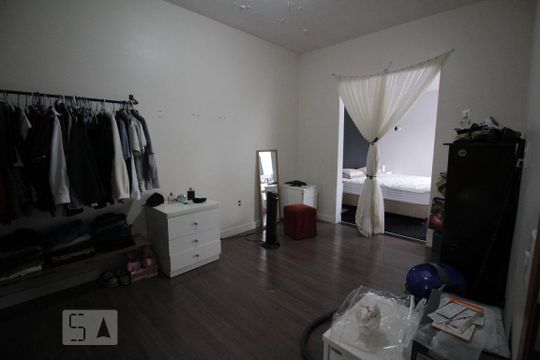 Closet da Suite 1 de casa para alugar com 3 quartos, 278m² em Jardim Paulista I, Jundiaí