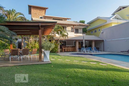 Quintal de casa de condomínio à venda com 5 quartos, 836m² em Barra da Tijuca, Rio de Janeiro