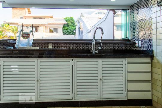 Área gourmet de casa de condomínio à venda com 5 quartos, 836m² em Barra da Tijuca, Rio de Janeiro