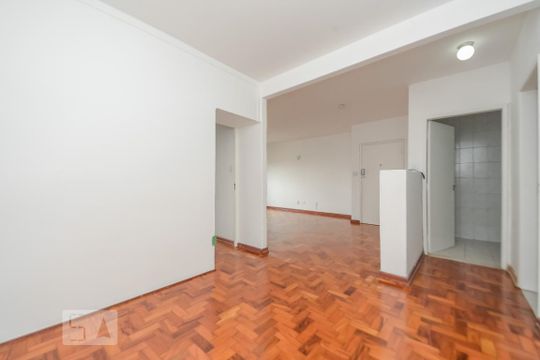 Sala de apartamento para alugar com 2 quartos, 90m² em Bela Vista, São Paulo