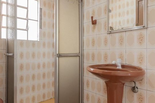 Banheiro da Suíte de casa à venda com 1 quarto, 40m² em Protásio Alves, Porto Alegre