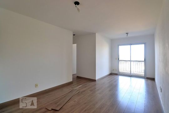 Apartamento à venda com 3 quartos, 70m² em Vila Valparaiso, Santo André