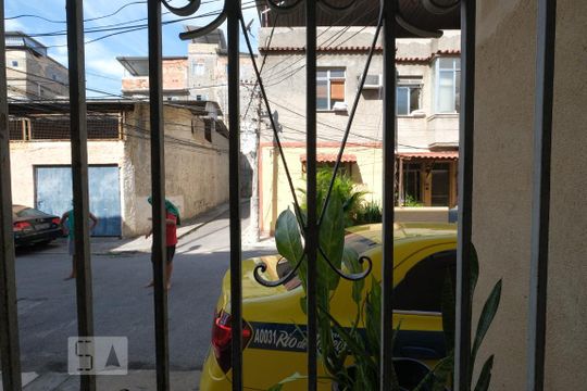 Sala Vista de casa à venda com 3 quartos, 50m² em Benfica, Rio de Janeiro