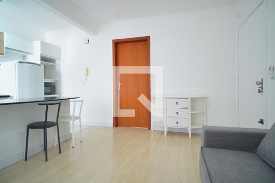 Sala de apartamento à venda com 1 quarto, 41m² em São João, Porto Alegre