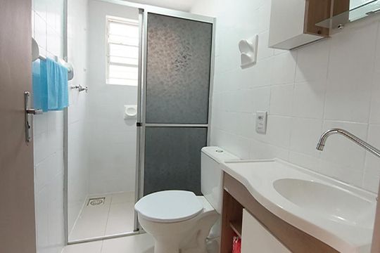 Banheiro de apartamento à venda com 2 quartos, 60m² em Hamburgo Velho, Novo Hamburgo