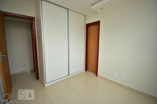 Quarto Suíte de apartamento para alugar com 3 quartos, 70m² em Sul (águas Claras), Brasília