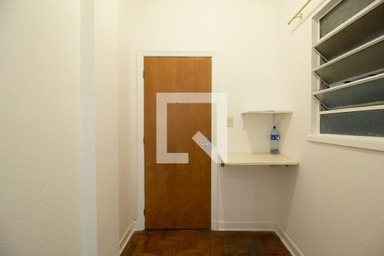 Hall Sala de apartamento para alugar com 1 quarto, 45m² em Santa Cecilia, São Paulo