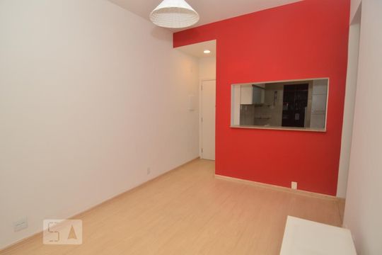 Sala de apartamento para alugar com 2 quartos, 70m² em Copacabana, Rio de Janeiro