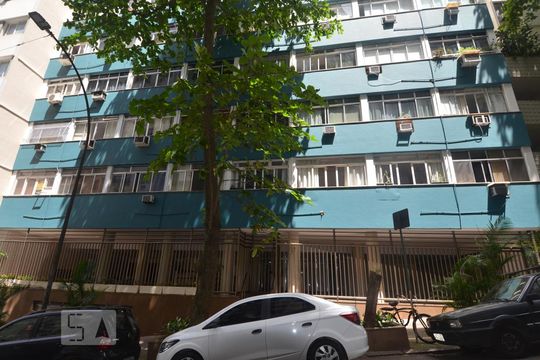 Fachada de apartamento para alugar com 2 quartos, 70m² em Copacabana, Rio de Janeiro