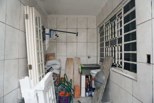 Casa 2 - Lavanderia de casa à venda com 5 quartos, 300m² em Burgo Paulista, São Paulo