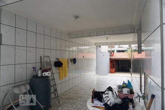 Garagem de casa à venda com 5 quartos, 300m² em Burgo Paulista, São Paulo
