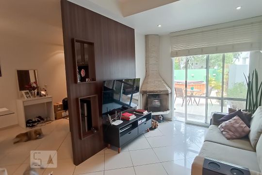 Sala de casa de condomínio à venda com 3 quartos, 180m² em Alphaville, Santana de Parnaíba