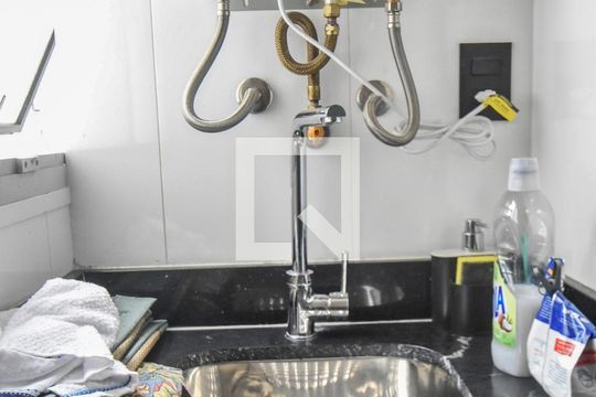 Lavanderia  de apartamento à venda com 2 quartos, 75m² em Brooklin Paulista, São Paulo