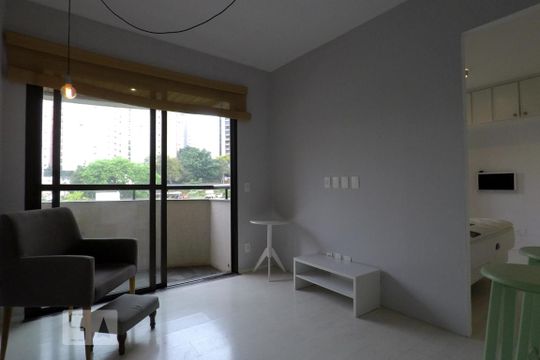 Sala de apartamento à venda com 1 quarto, 38m² em Vila Suzana, São Paulo