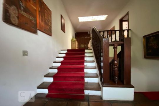 Escada de casa à venda com 4 quartos, 544m² em Jardim Guedala, São Paulo