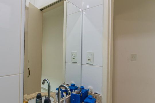 Banheiro Social de casa para alugar com 3 quartos, 190m² em Vila Mafra, São Paulo