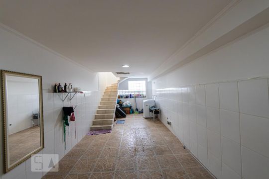 Garagem de casa para alugar com 3 quartos, 190m² em Vila Mafra, São Paulo