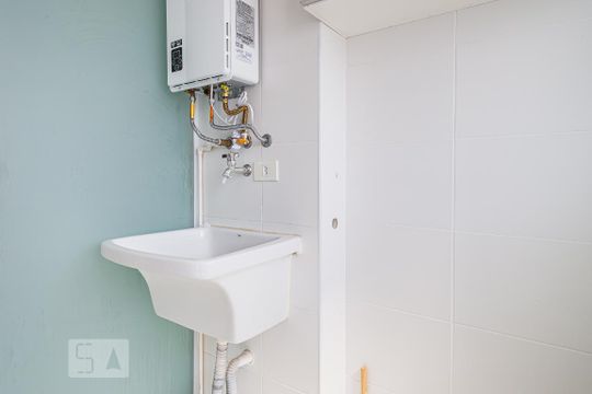 Área de Serviço de apartamento para alugar com 2 quartos, 65m² em Fundação, São Caetano do Sul