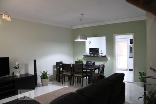 Sala de casa à venda com 3 quartos, 250m² em Jardim Avelino, São Paulo