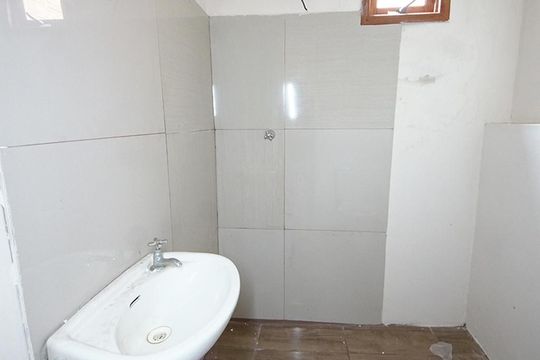 Banheiro de kitnet/studio para alugar com 1 quarto, 45m² em Fazenda São Borja, São Leopoldo