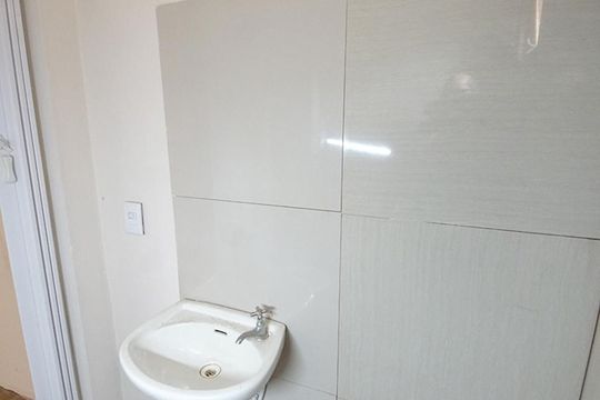Banheiro de kitnet/studio para alugar com 1 quarto, 45m² em Fazenda São Borja, São Leopoldo