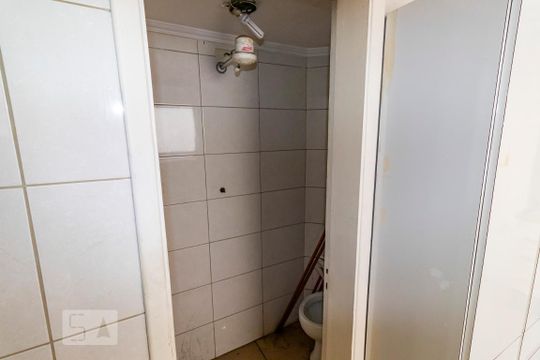Banheiro de serviço de apartamento à venda com 2 quartos, 60m² em Vila Mariana, São Paulo