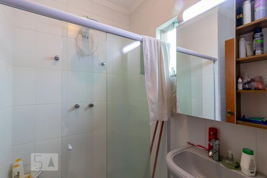 Banheiro da Suíte 1 de casa à venda com 3 quartos, 200m² em Vila Brasilio Machado, São Paulo