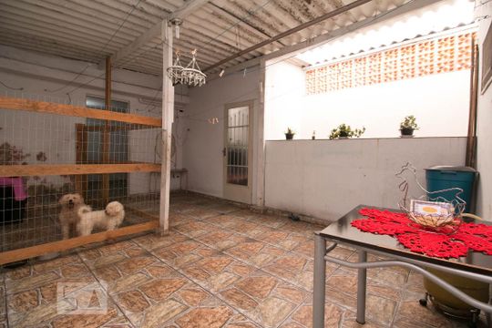 Quintal de casa à venda com 4 quartos, 215m² em Parque da Vila Prudente, São Paulo