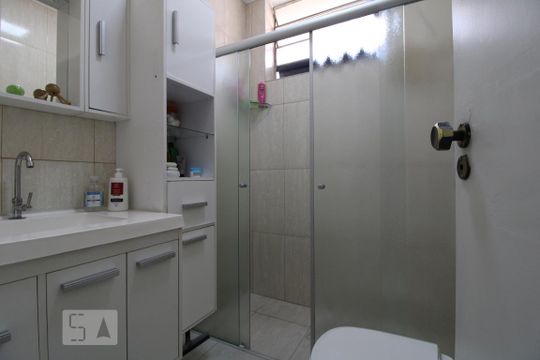 Banheiro comum de casa à venda com 3 quartos, 169m² em Brooklin Paulista, São Paulo