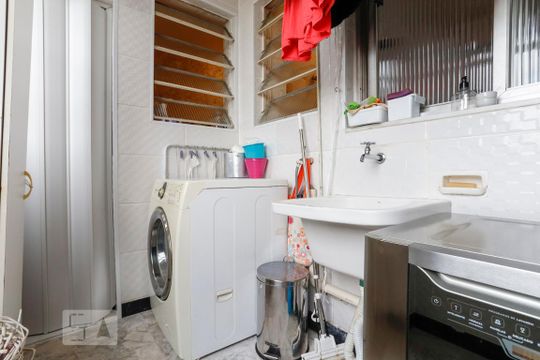 Área de Serviço de apartamento para alugar com 3 quartos, 190m² em Santa Cecília, São Paulo