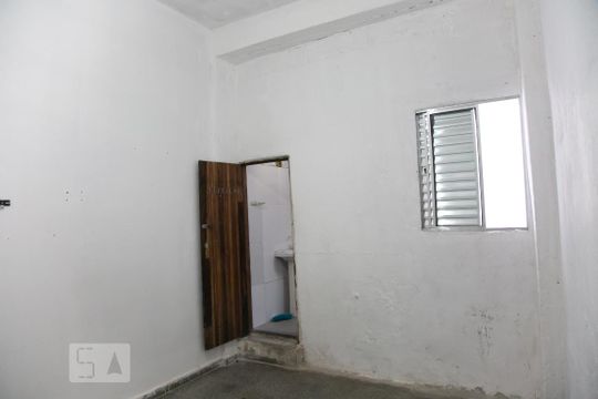 Quarto de casa à venda com 1 quarto, 35m² em Cidade Antônio Estêvão de Carvalho, São Paulo