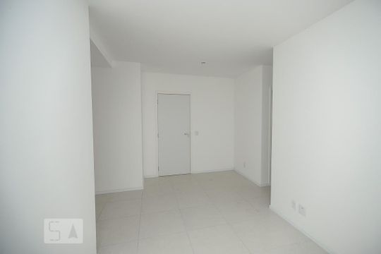 Sala de apartamento à venda com 2 quartos, 60m² em Todos Os Santos, Rio de Janeiro