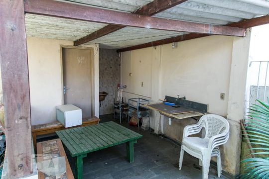 Quintal de casa à venda com 4 quartos, 350m² em Vila Gustavo, São Paulo