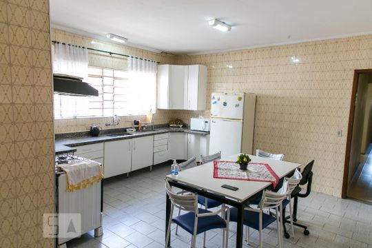 Cozinha de casa à venda com 4 quartos, 350m² em Vila Gustavo, São Paulo