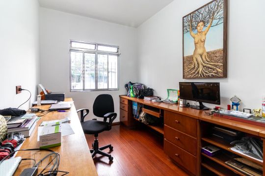 Quarto 1 de casa à venda com 4 quartos, 287m² em Vila São Paulo, São Paulo