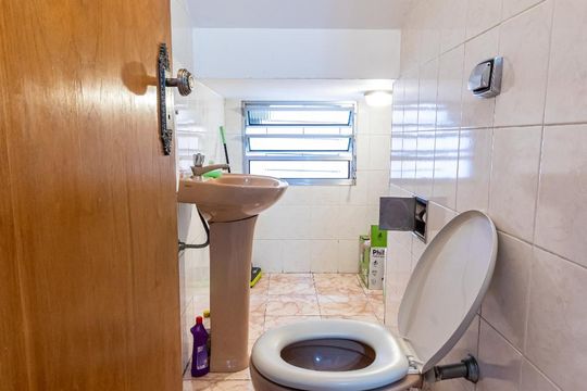 Lavabo de casa à venda com 4 quartos, 287m² em Vila São Paulo, São Paulo