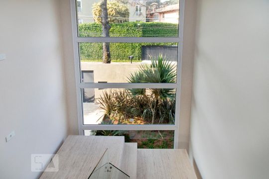 Escada de casa à venda com 4 quartos, 750m² em Jardim Leonor, São Paulo