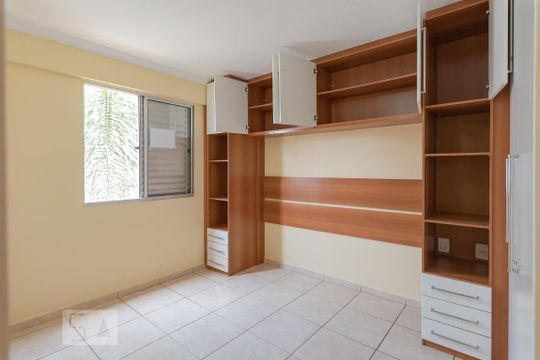 Quarto 1 - Armários de apartamento para alugar com 2 quartos, 47m² em São Bernardo, Campinas