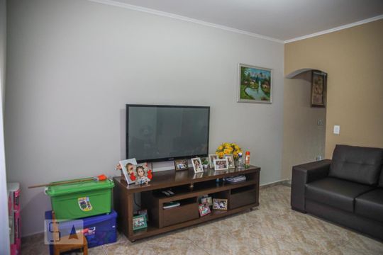 Casa à venda com 3 quartos, 221m² em Osvaldo Cruz, São Caetano do Sul