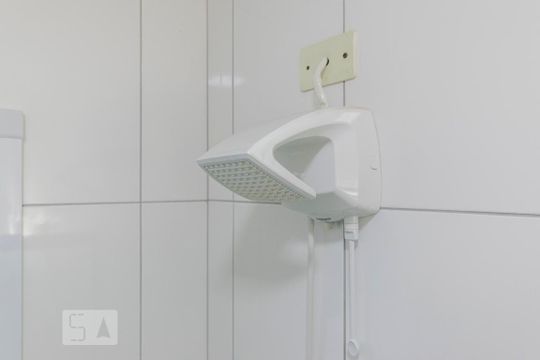 Chuveiro de apartamento para alugar com 2 quartos, 50m² em Parque Oratório, Santo André