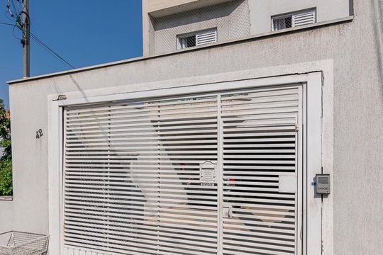 Fachada de apartamento para alugar com 2 quartos, 50m² em Parque Oratório, Santo André