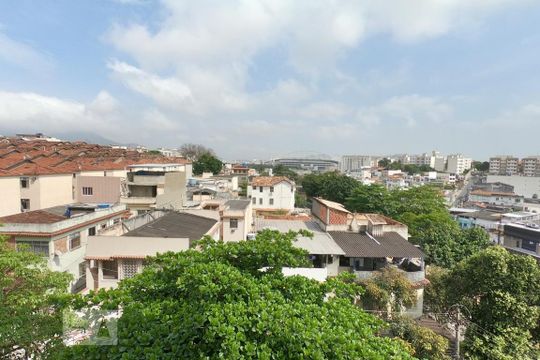 Sala vista de apartamento à venda com 3 quartos, 75m² em Todos Os Santos, Rio de Janeiro