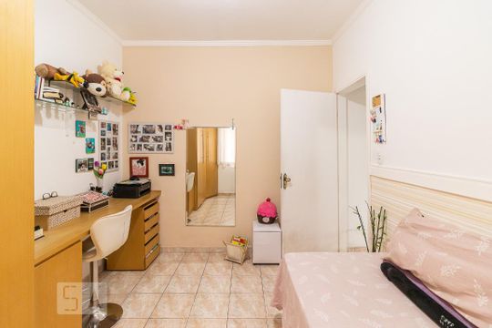 Quarto 2 de casa à venda com 4 quartos, 250m² em Vila Silvia, São Paulo