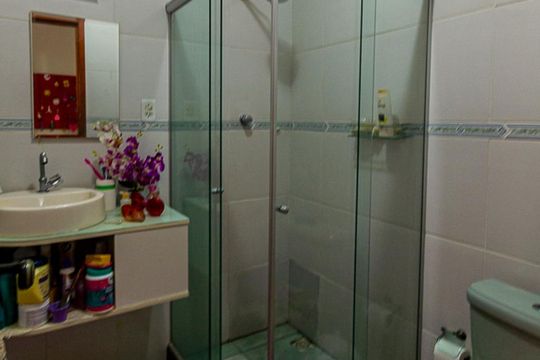 Banheiro Social de apartamento para alugar com 2 quartos, 70m² em Fonseca, Niterói