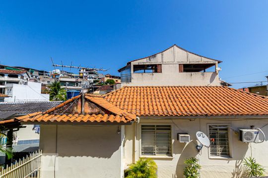 Vista do Quarto 1 de apartamento para alugar com 2 quartos, 70m² em Fonseca, Niterói
