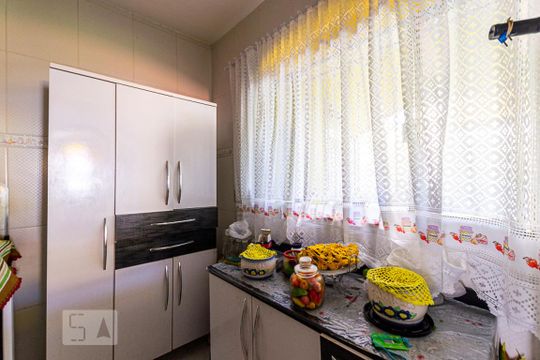 Cozinha de apartamento para alugar com 2 quartos, 70m² em Fonseca, Niterói