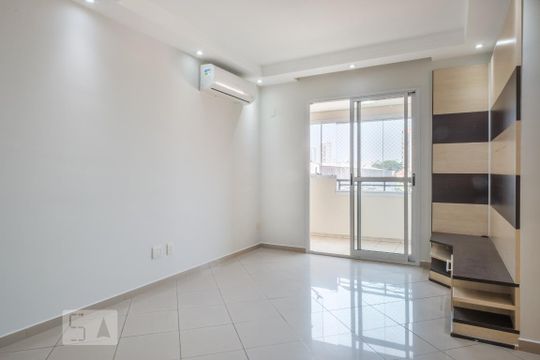 Sala de apartamento para alugar com 3 quartos, 77m² em Mooca, São Paulo