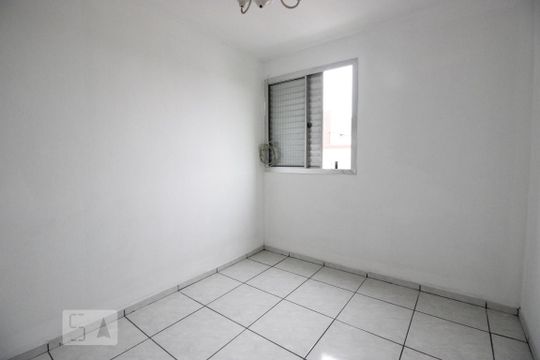 Quarto 1 de apartamento para alugar com 2 quartos, 60m² em Conjunto Residencial José Bonifácio, São Paulo