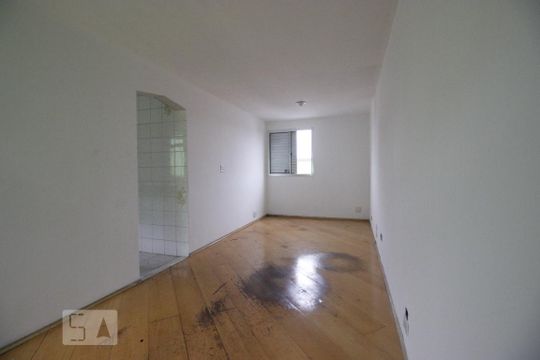 Sala de apartamento para alugar com 2 quartos, 60m² em Conjunto Residencial José Bonifácio, São Paulo