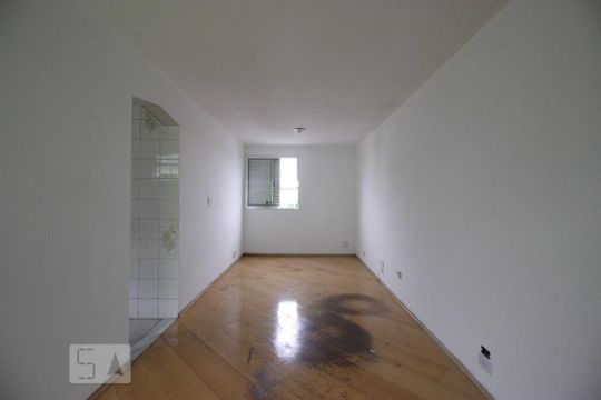 Sala de apartamento para alugar com 2 quartos, 60m² em Conjunto Residencial José Bonifácio, São Paulo